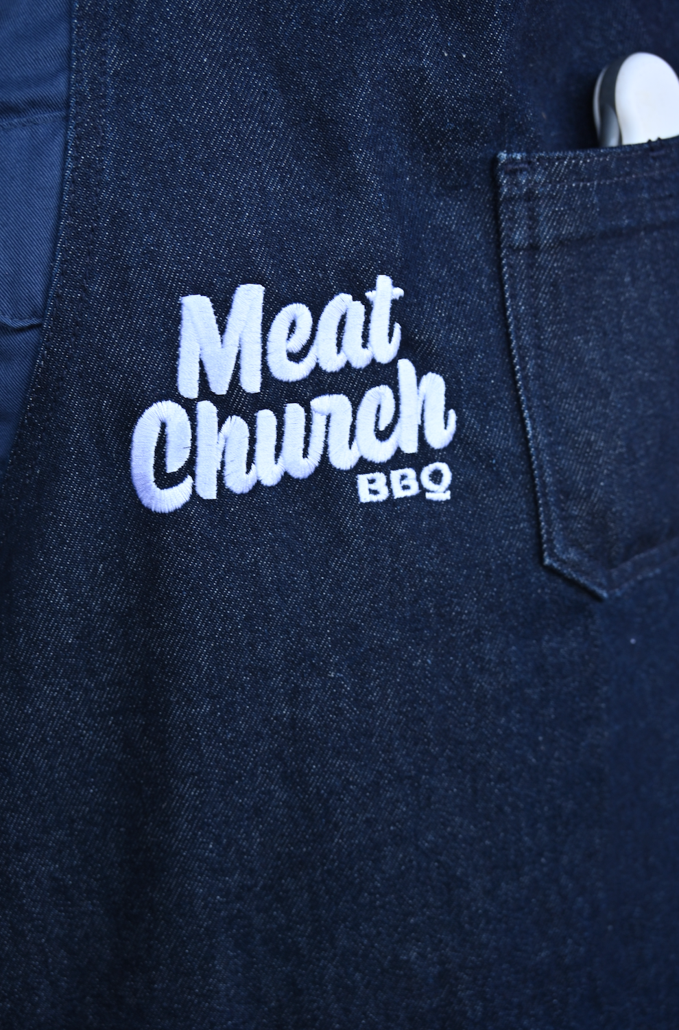 hedley-and-bennett-meat-church-apron-navy-k5 Screenshot_2024-07-03_at_2.52.19_PM.png